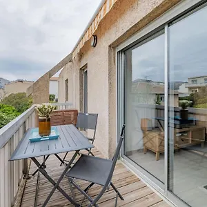  Appartement Beau T2 Avec Terrasse Proche Des Plages France